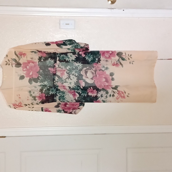 Kimono - Picture 9 of 10